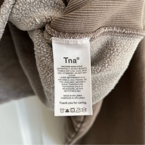 Aritzia TNA Boyfriend Crew in GD Stone Taupe - Picture 6 of 7